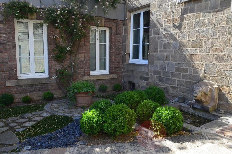 Hotel La Demeure Guingamp Esterno foto