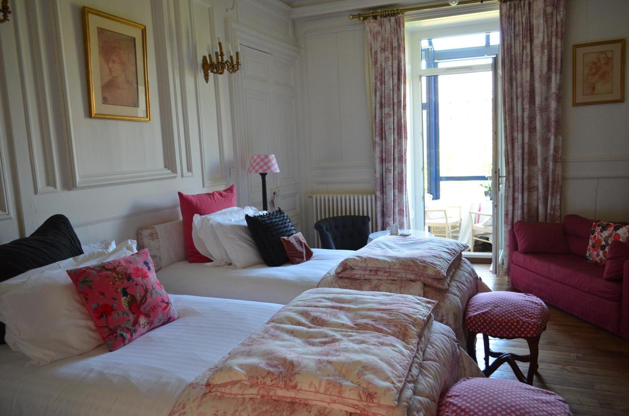 Hotel La Demeure Guingamp Esterno foto