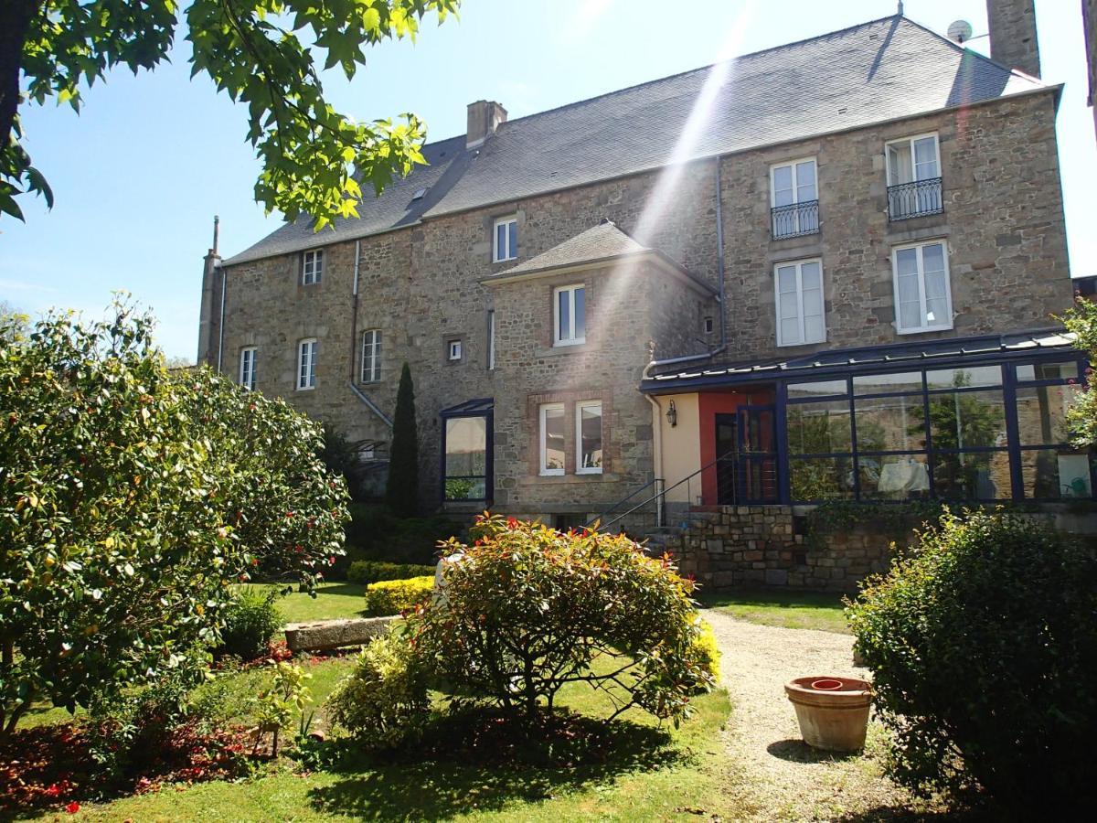 Hotel La Demeure Guingamp Esterno foto
